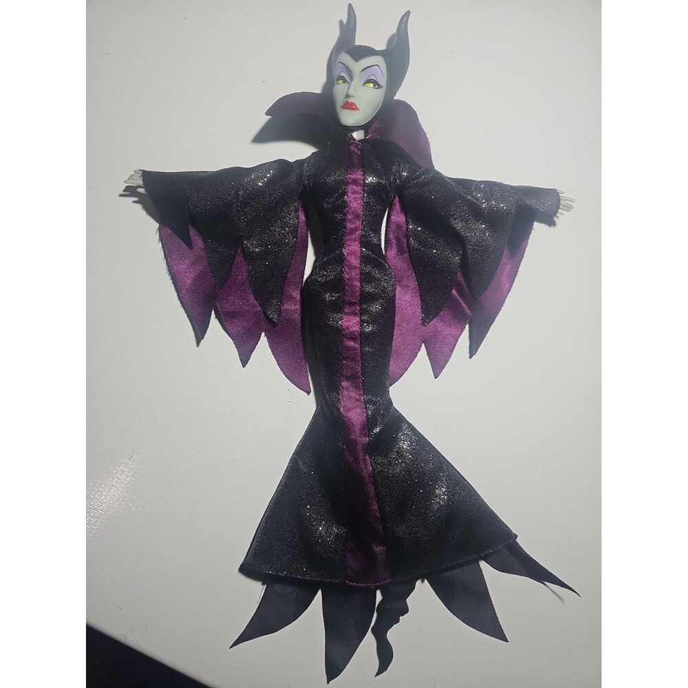 Disney Store Classics Maleficent Villain 12" Sleeping Beauty Doll! No Shoes Read
